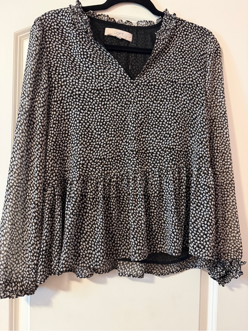 LOFT Black & White Peplum Long-Sleeve Blouse Size 6